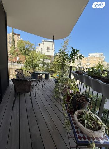 דירה, רוטברג, פועלי הרכבת, גבעתיים