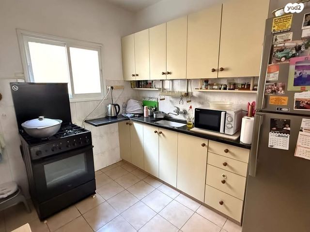 חיים ארלוזורוב 22