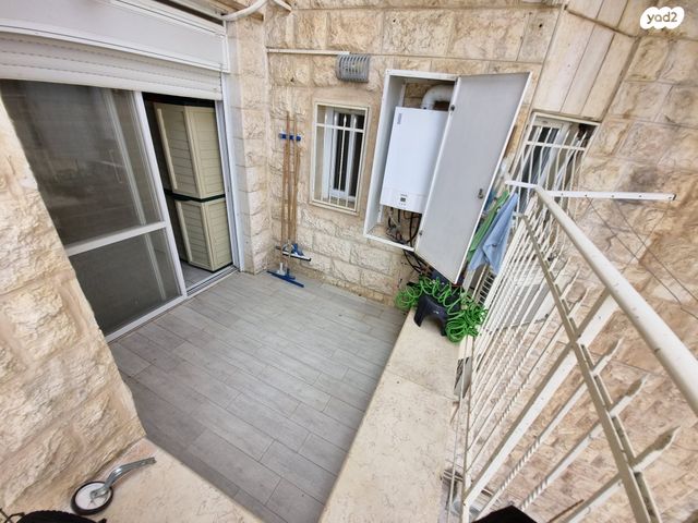 דירה, אדמונד פלג, נווה יעקב, ירושלים