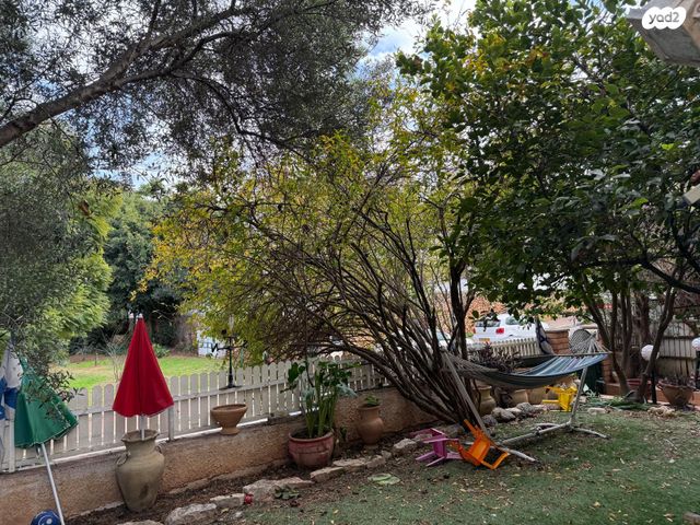 בית פרטי/ קוטג', חיים לסקוב, קרית הפרחים - 2005, רעננה