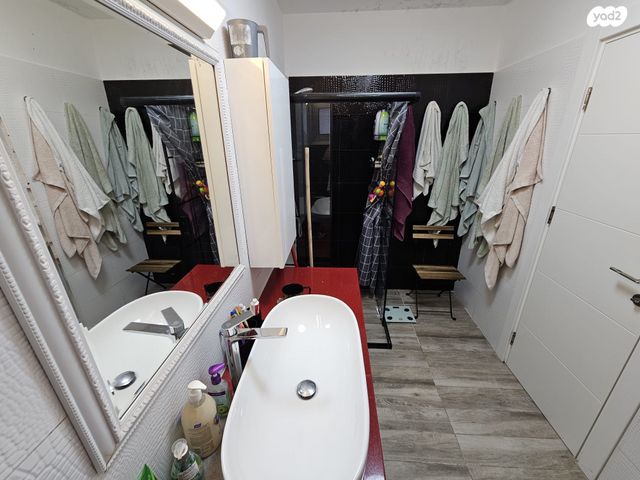 דירה, שדרות העצמאות 2, עצמאות יוספטל, בת ים