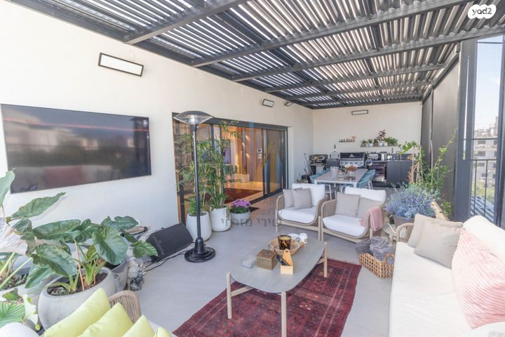 דירה, שדרות מוריה, מרכז הכרמל, חיפה