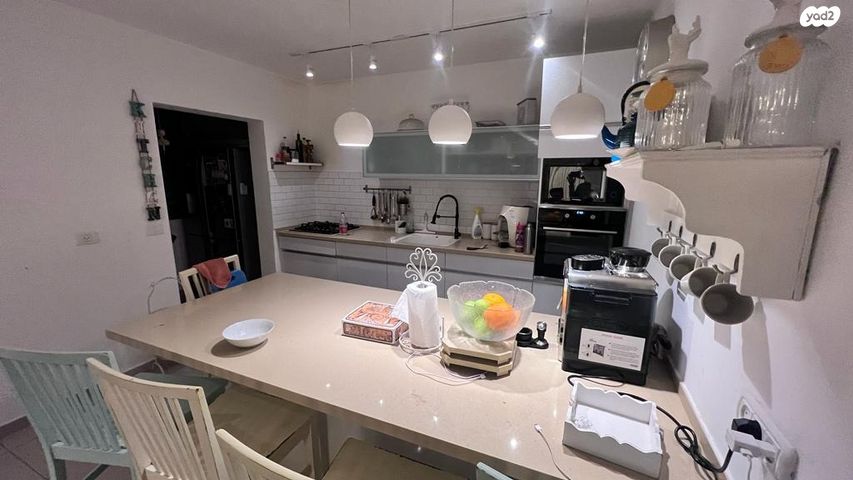 דירה, דרך היין 18, ברנע, אשקלון