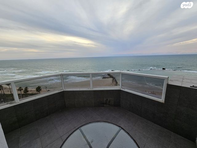 דירה, שדרות העצמאות 2, עצמאות יוספטל, בת ים