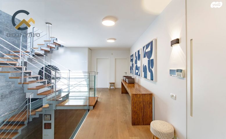 בית פרטי/ קוטג', מתחם האצבע, הוד השרון