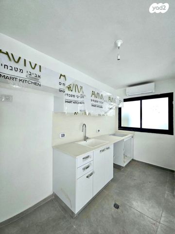 דירה, אסירי ציון, קרית שרת, רעננה