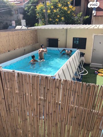 דירת גן, רחובות