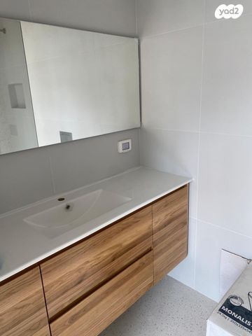 בית פרטי/ קוטג', ועידת קטוביץ', הצפון החדש - צפון, תל אביב יפו