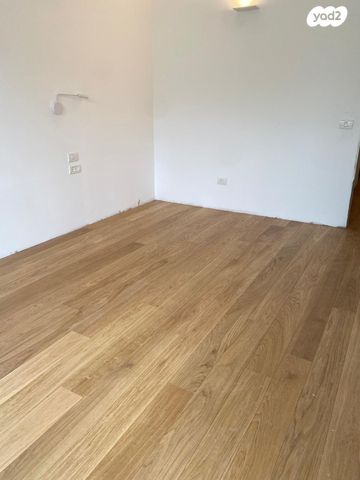 בית פרטי/ קוטג', ועידת קטוביץ', הצפון החדש - צפון, תל אביב יפו