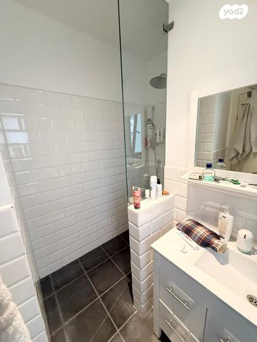 דירה, נווה גן, רמת השרון