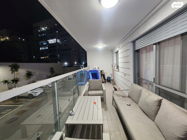 דירה, אריאל שרון, נווה שרון / שער העיר, נתיבות