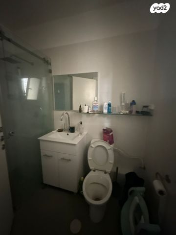 דירה, נעמי שמר, נווה זמר, רעננה