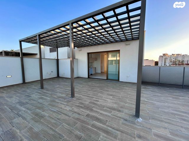 יהודה הימית 25