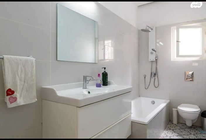 דירה, גבעתיים