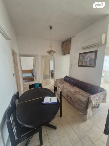 דירה, הרא"ה 192, רמת גן