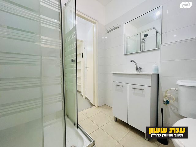 יחידת דיור, ברקן, נווה אילן - צבאי, יבנה