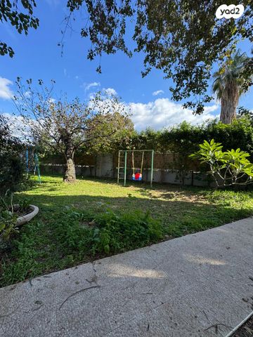 בית פרטי/ קוטג', יצחק שדה, רסקו, נהריה