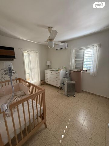 דו משפחתי, רמת חן, רמת גן