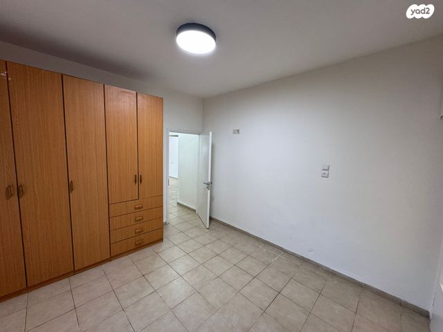 דירה, שדרות מוריה, מרכז הכרמל, חיפה