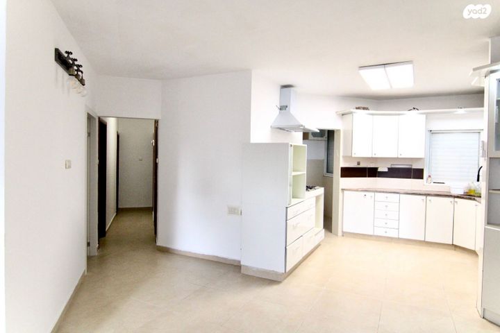 דירה, משה אבן עזרא, רובע ה', אשדוד