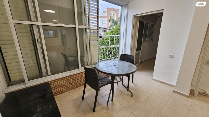 דירה, דוד אלעזר, עיר, מרכז העיר, נהריה