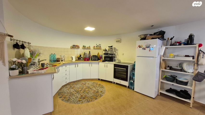 יחידת דיור, נווה אילן - אזרחי, יבנה