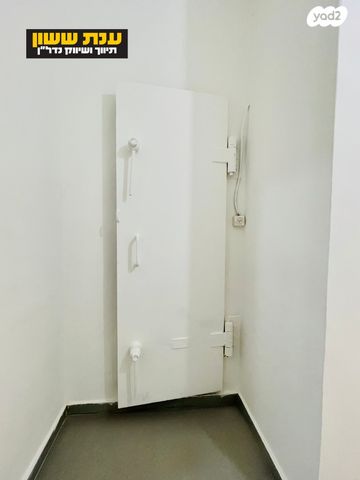 יחידת דיור, ברקן, נווה אילן - צבאי, יבנה