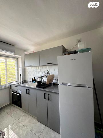 יחידת דיור, כיכר אליעזר קפלן, שכונה א', באר שבע