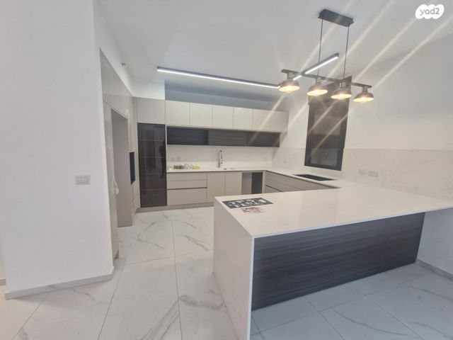 דירה, דרך ששת הימים, סלע, רחובות