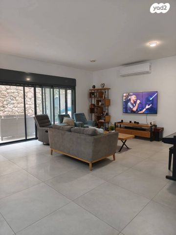 בית פרטי/ קוטג', שאר העיר, כפר ורדים