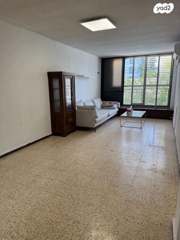 דירה, פתח תקווה