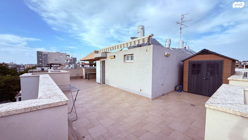 גג/ פנטהאוז, הרצליה הירוקה, נווה עובד, הרצליה