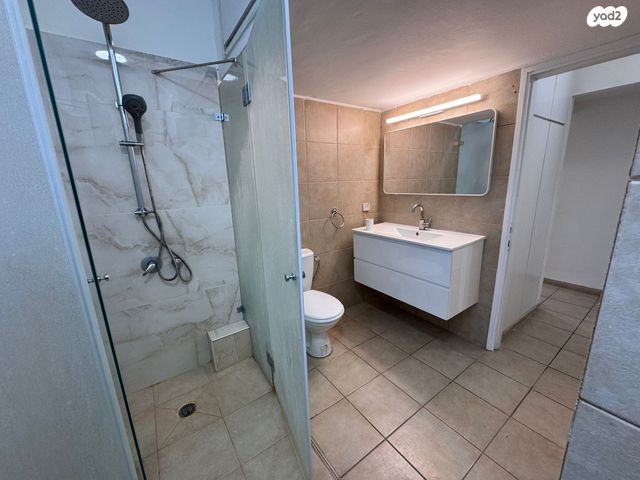 דירה, שדרות מוריה, מרכז הכרמל, חיפה