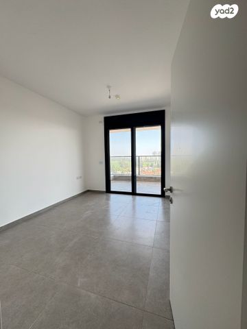 דירה, צה"ל 20, חדרה