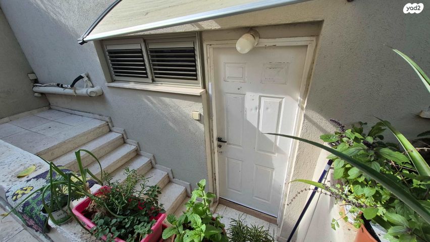 יחידת דיור, נווה אילן - אזרחי, יבנה