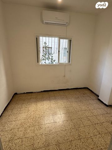 דירה, פתח תקווה