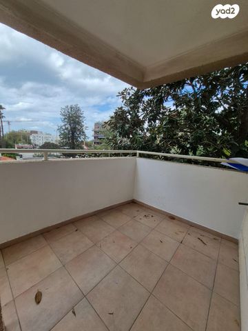 דירה, הדר, רמת השרון