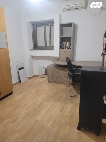 דירה, מרדכי מקלף, בן גוריון, חולון