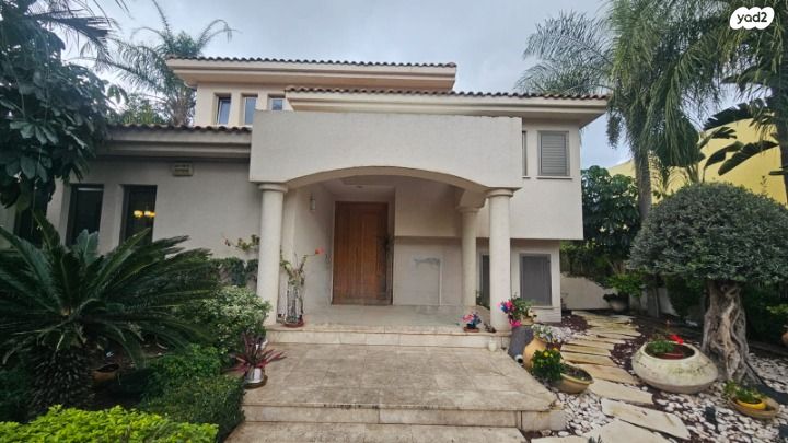 בית פרטי/ קוטג', בצרה, בצרה