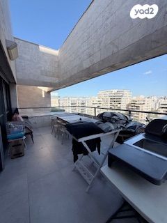 הגוש הגדול, רמת אביב החדשה, נופי ים