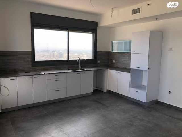 אמנון ליפקין שחק 1