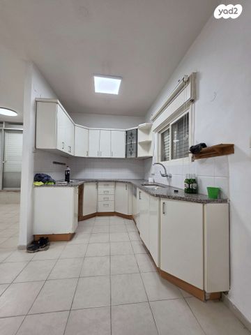 דירה, קרית חיים מזרחית, חיפה