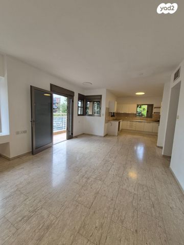 דירה, הדר, רמת השרון