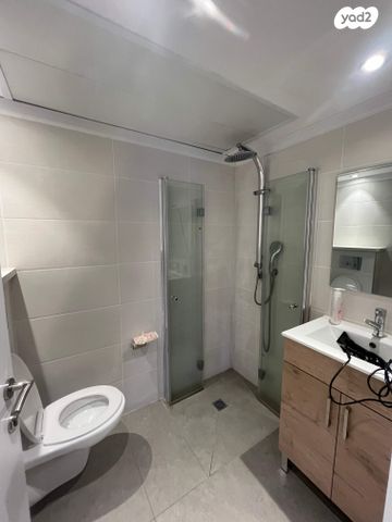 גג/ פנטהאוז, המעיינות, שחמון, רובע 8, אילת