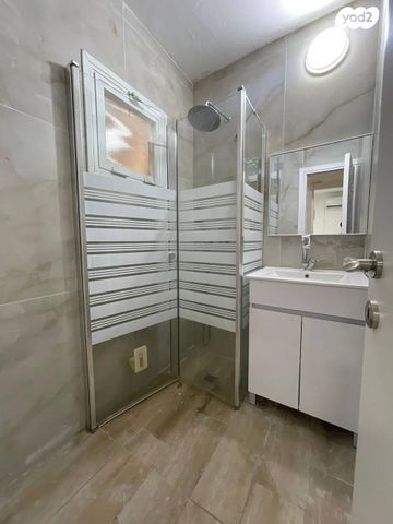 דירה, מרכז העיר, קרית אתא