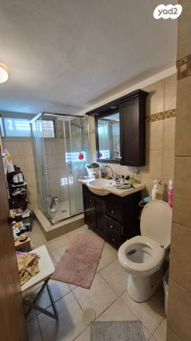 יחידת דיור, נווה אילן - אזרחי, יבנה