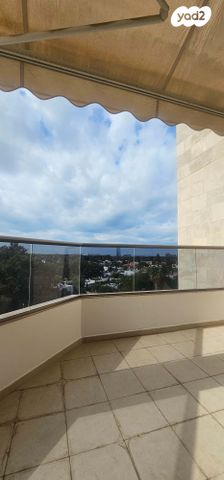 דירה, יבנה, קרית יערים, רמת השרון