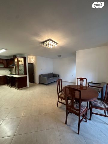 דירה, חיל הצנחנים, נווה חוף, ראשון לציון