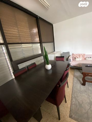 דירה, פנקס 24, לב העיר, בת ים