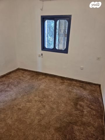 דירה, טשרניחובסקי, גבעת הורדים, רסקו, ירושלים